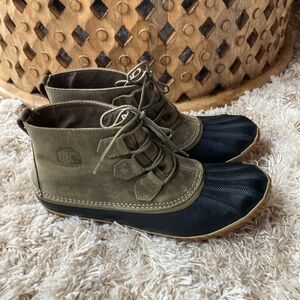 Sorel boots 11 Womens